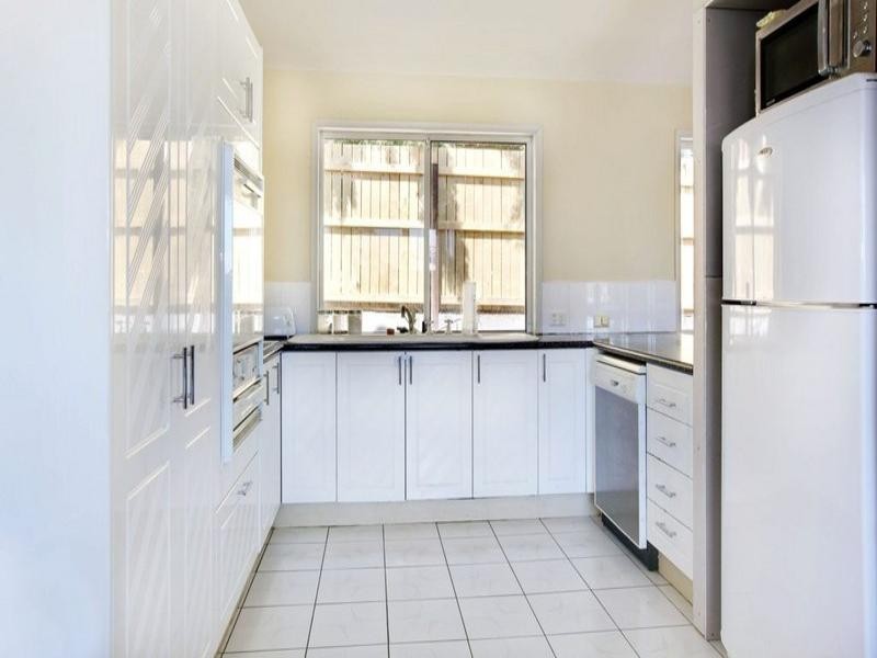 22 Merridown Drive, Merrimac QLD 4226