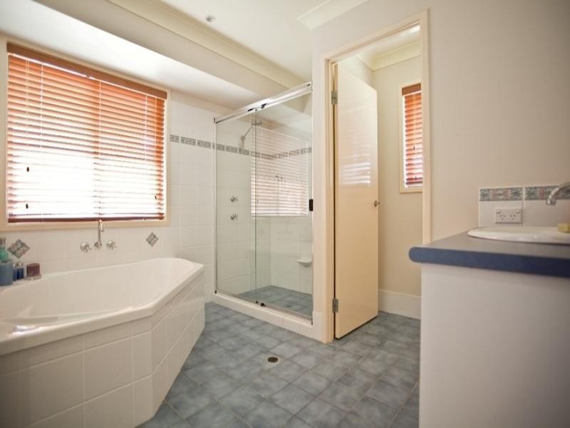 3 Farrer Court, Upper Coomera QLD 4209
