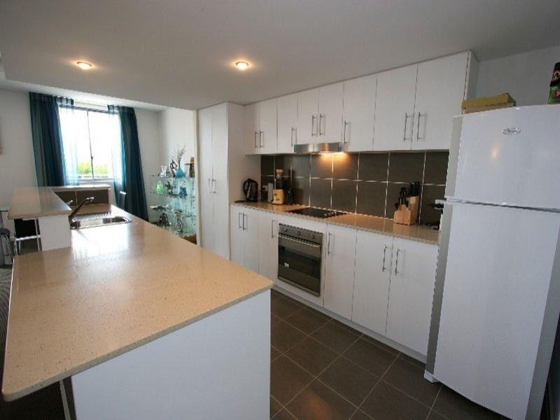 1025/1 Ocean Street, Burleigh Heads QLD 4220