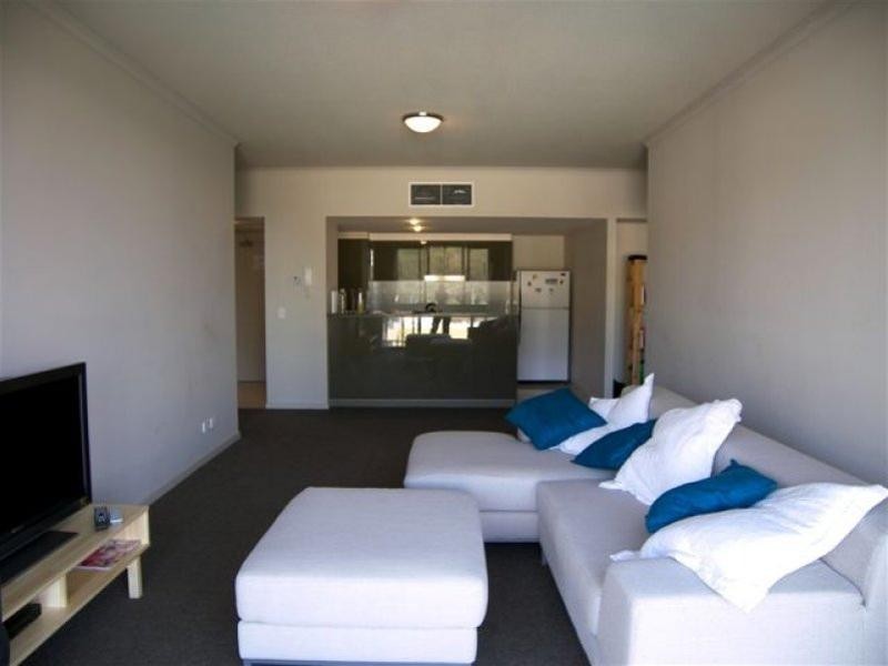 2057/1 Ocean Street, Burleigh Heads QLD 4220