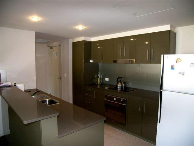 2057/1 Ocean Street, Burleigh Heads QLD 4220