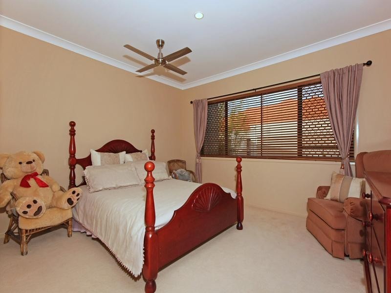 2/12 Gammon Drive, Varsity Lakes QLD 4227