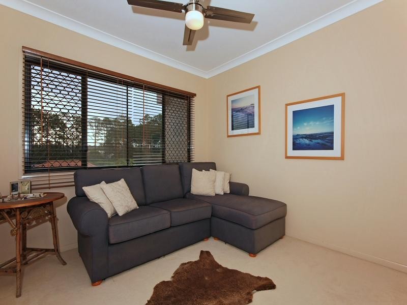 2/12 Gammon Drive, Varsity Lakes QLD 4227