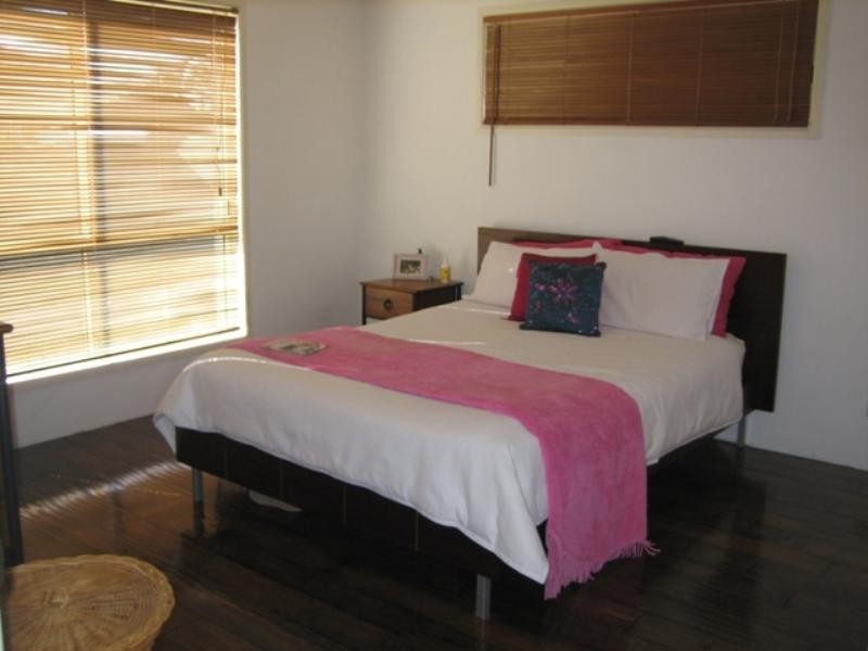 25 Ballerina Street, Burleigh Waters QLD 4220