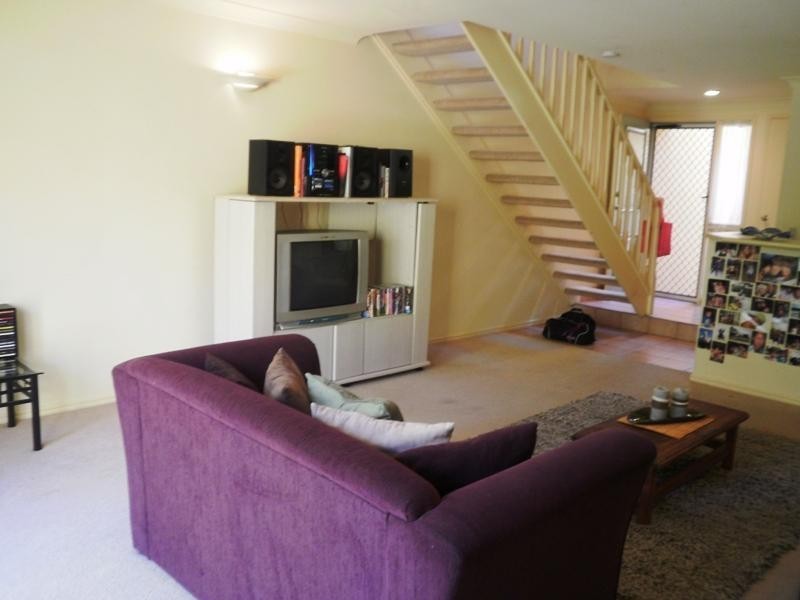 83/215 Cottesloe Drive, Mermaid Waters QLD 4218