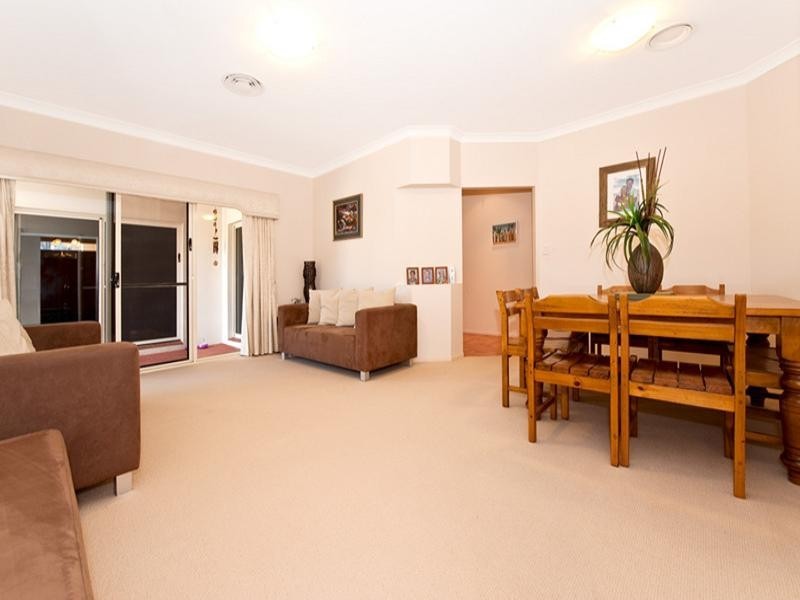 3 Acton Drive, Varsity Lakes QLD 4227