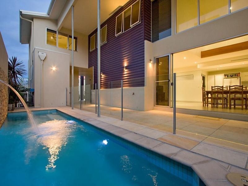 Varsity Lakes QLD 4227