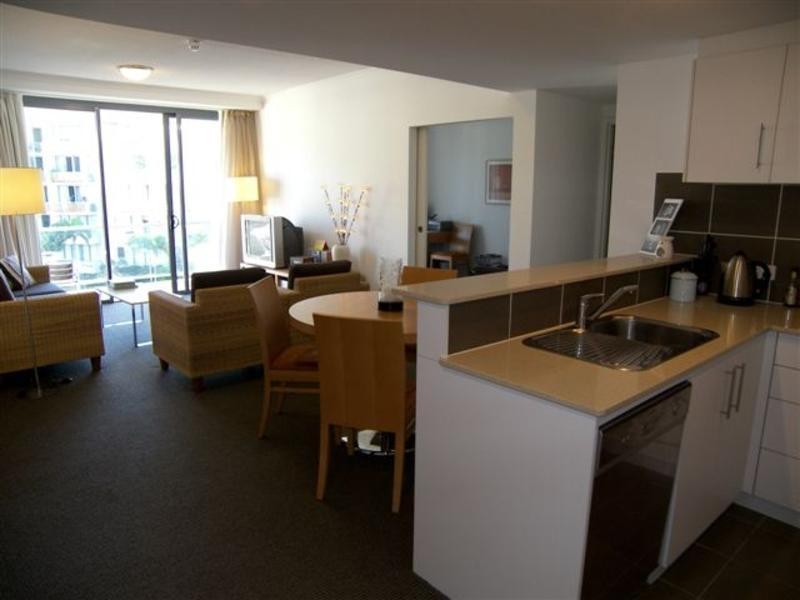 1147/1 Ocean Street, Burleigh Heads QLD 4220