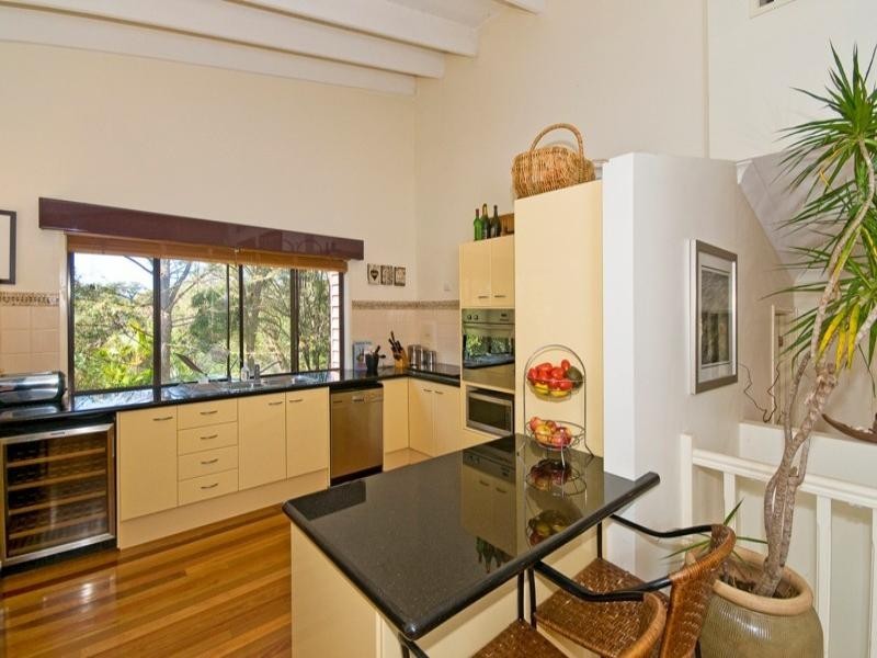 12 Cheshire Grove, Elanora QLD 4221