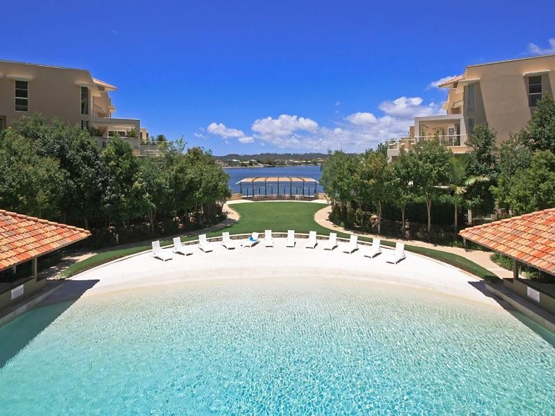 251 Varsity Parade, Varsity Lakes QLD 4227