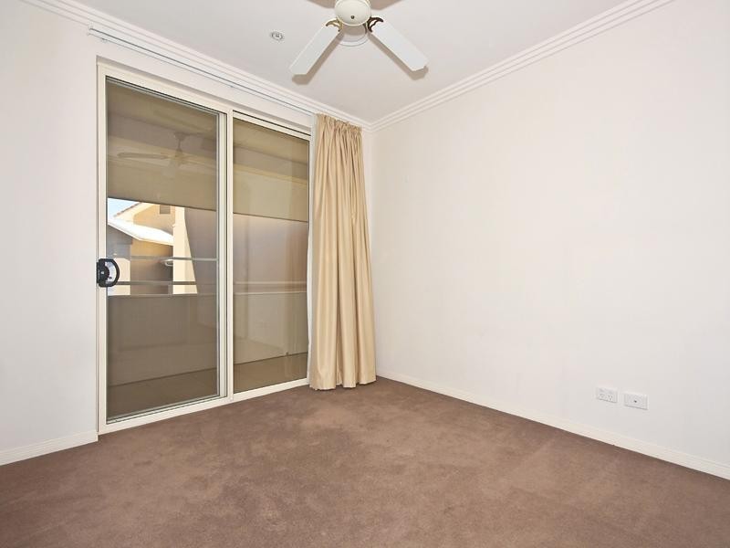 251 Varsity Parade, Varsity Lakes QLD 4227