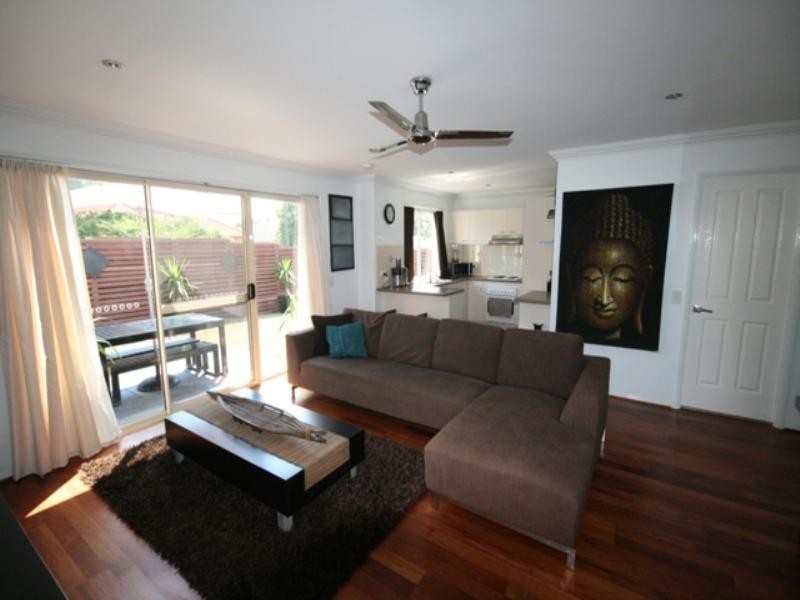 1/40 Merrilaine Crescent, Merrimac QLD 4226