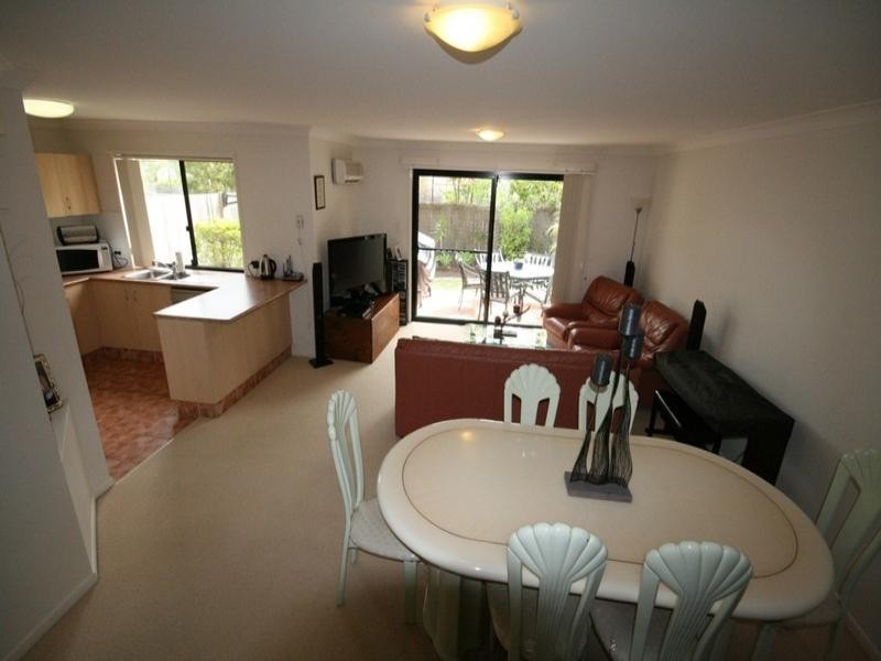 61/127 Gooding Drive, Merrimac QLD 4226