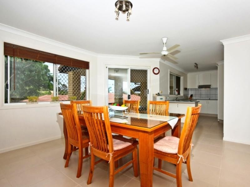 18 Indooroopilly Court, Robina QLD 4226