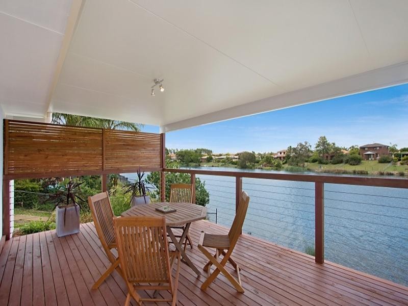 65 Southlake Drive, Varsity Lakes QLD 4227