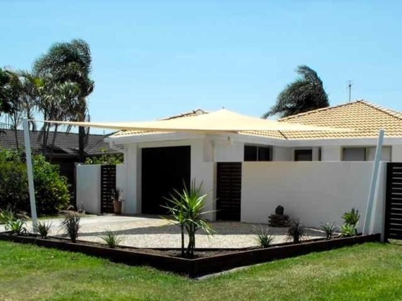 65 Southlake Drive, Varsity Lakes QLD 4227