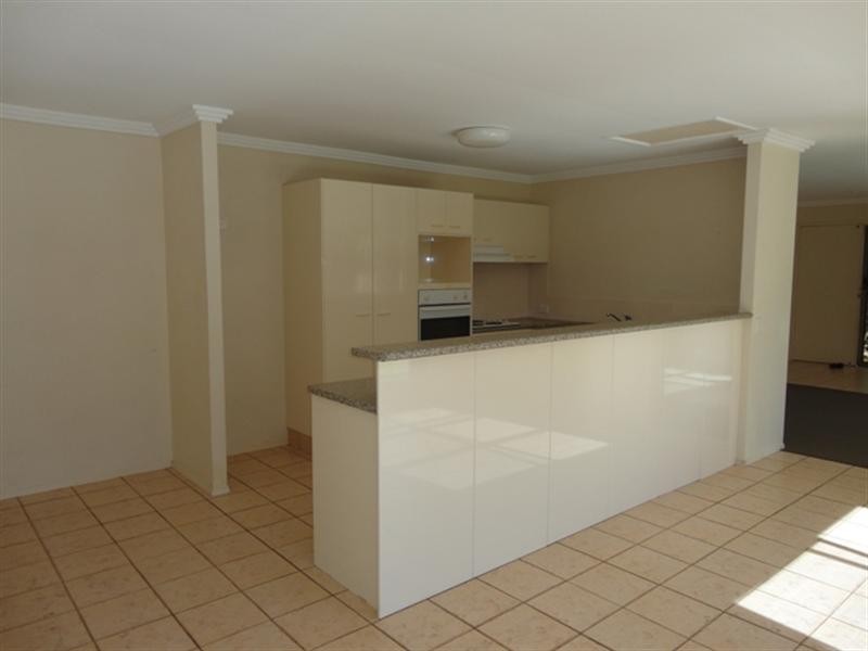 6 Lancashire Drive, Mudgeeraba QLD 4213