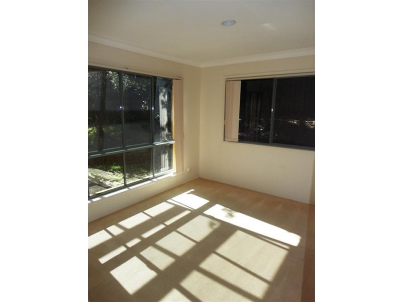 6 Lancashire Drive, Mudgeeraba QLD 4213