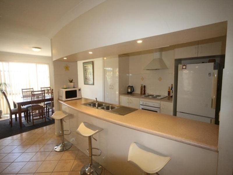 86 Inwood Circuit, Merrimac QLD 4226