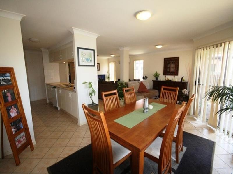 86 Inwood Circuit, Merrimac QLD 4226