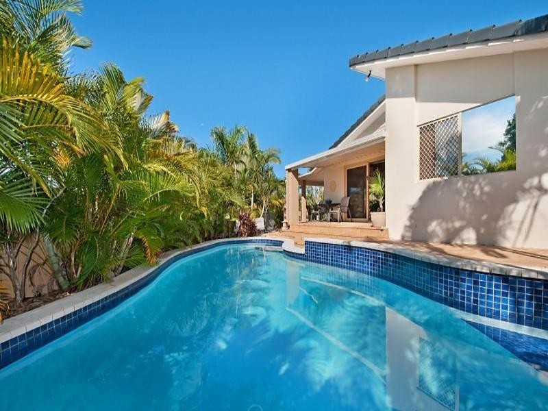 5 Merion Court, Robina QLD 4226