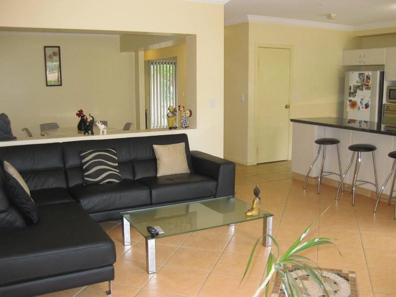 24/117 Palm Meadows Drive, Carrara QLD 4211