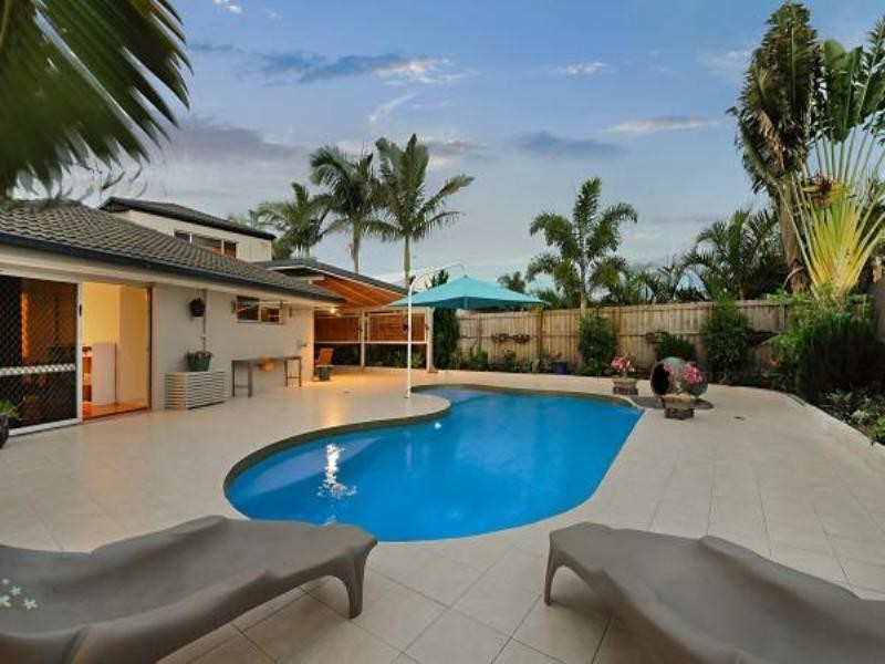 14 Toorak Park Avenue, Mermaid Waters QLD 4218