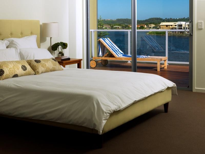 50 Watts Drive, Varsity Lakes QLD 4227