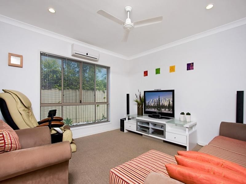 20 Royal Links Drive, Robina QLD 4226