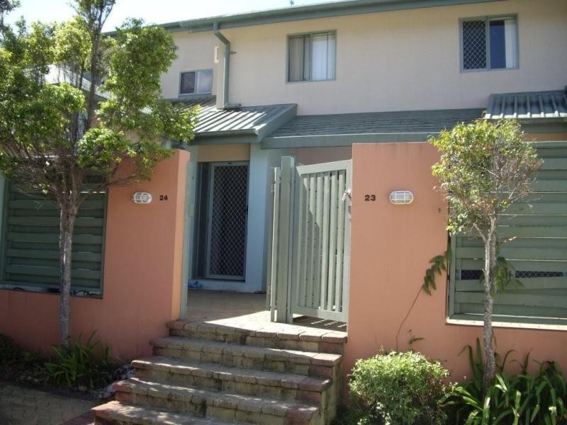 24/1 University Drive, Robina QLD 4226