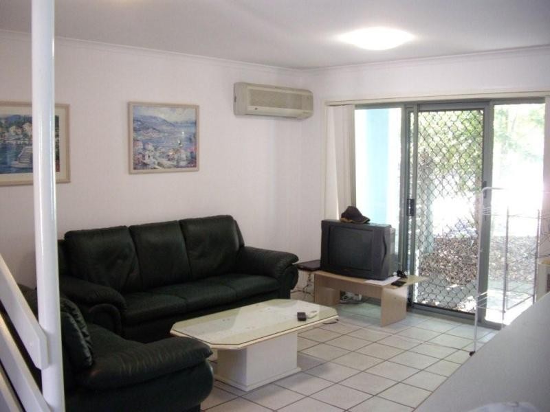 24/1 University Drive, Robina QLD 4226