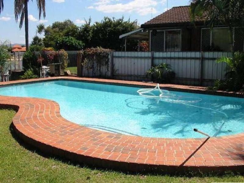 22 Bermuda Street, Broadbeach Waters QLD 4218