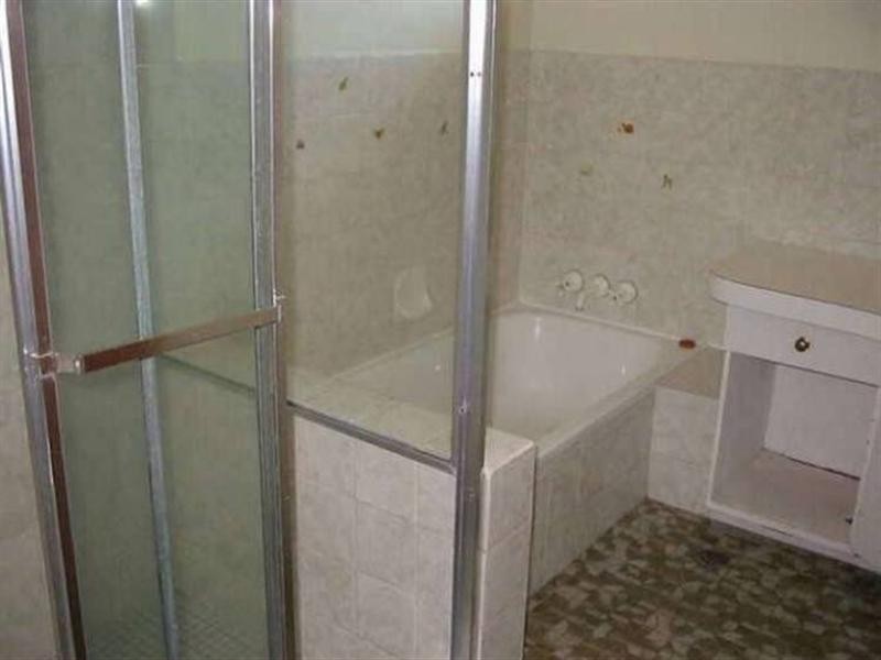 22 Bermuda Street, Broadbeach Waters QLD 4218