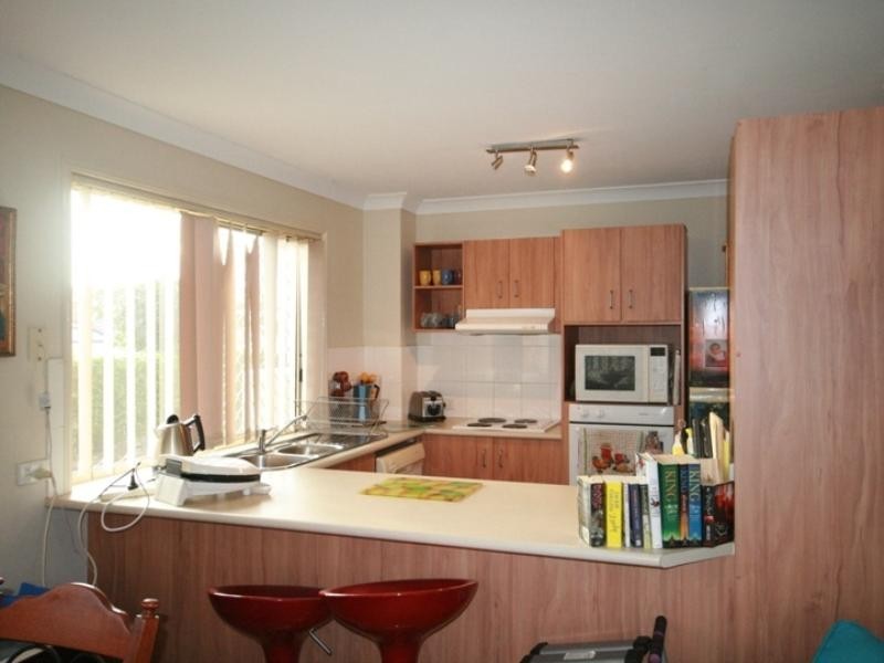 8 Griffon Street, Merrimac QLD 4226