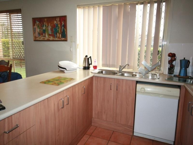 8 Griffon Street, Merrimac QLD 4226