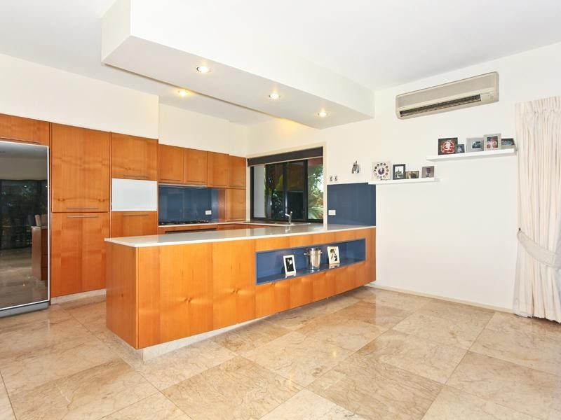 14 Avellino Drive, Varsity Lakes QLD 4227