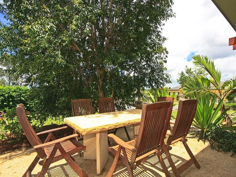 14 Avellino Drive, Varsity Lakes QLD 4227