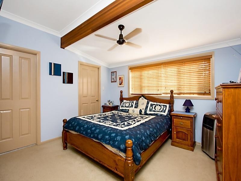 18 Merridown Drive, Merrimac QLD 4226