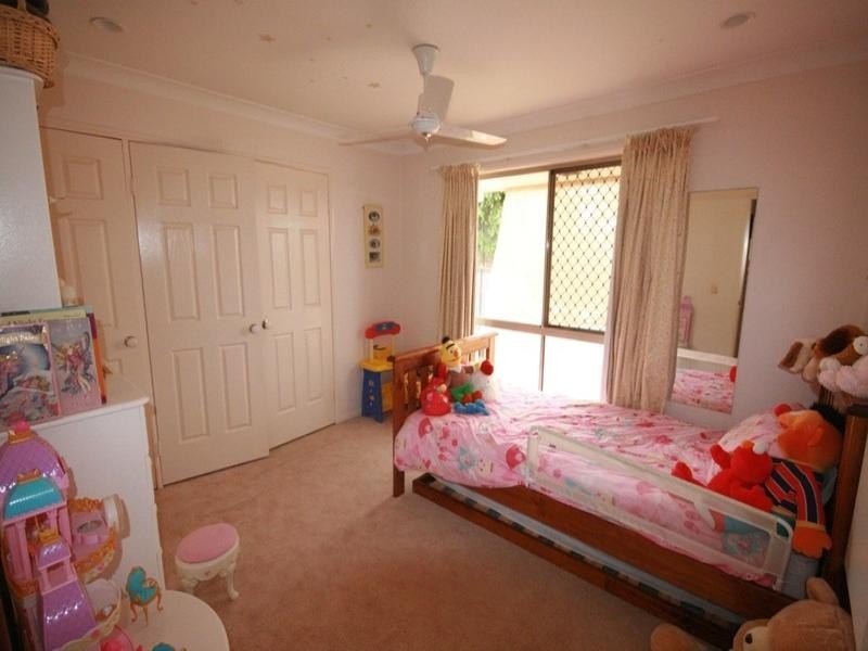 8 Staffa Close, Merrimac QLD 4226