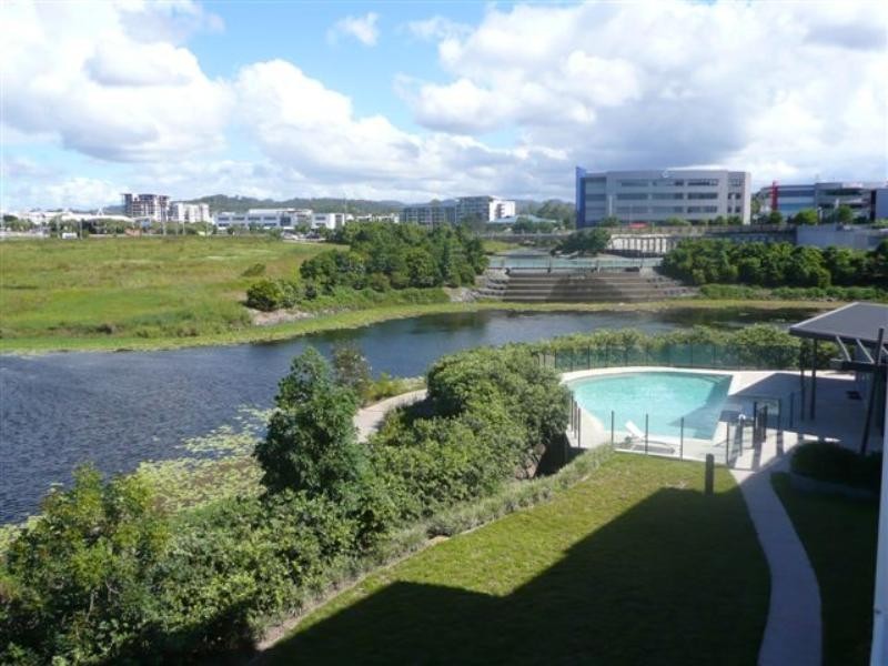 16/11 Promenade Avenue, Robina QLD 4226