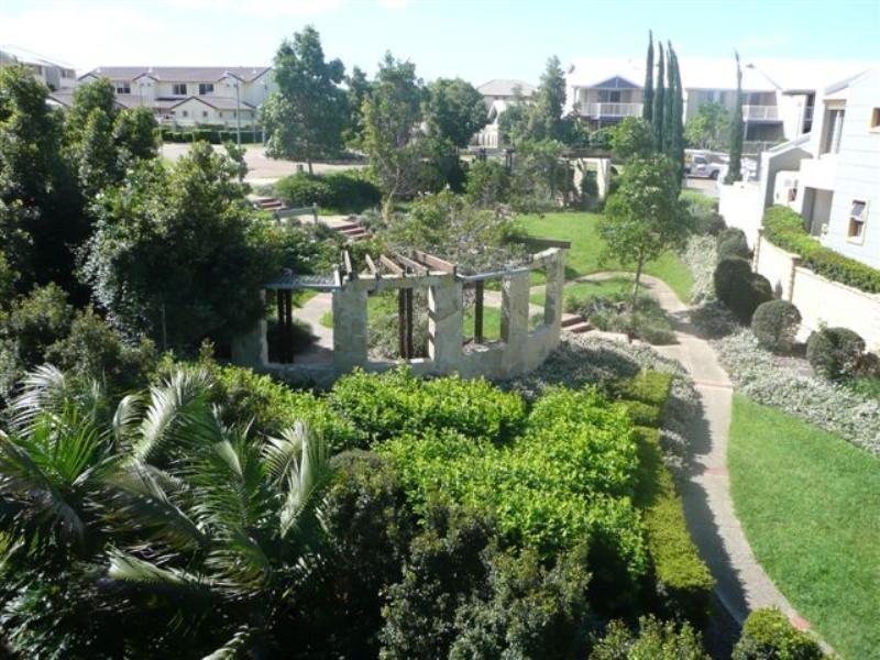 16/11 Promenade Avenue, Robina QLD 4226