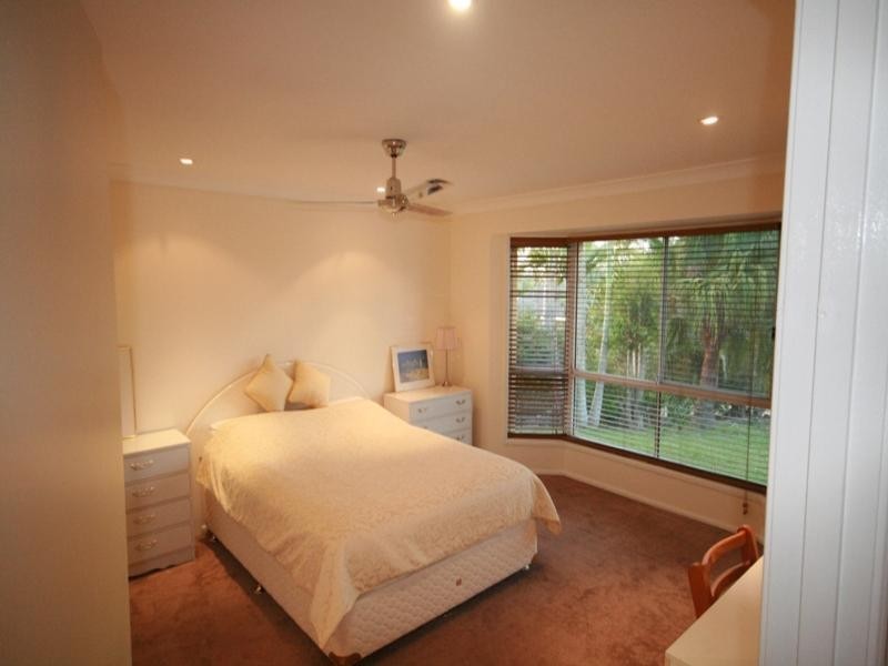 8 Islay Court, Merrimac QLD 4226