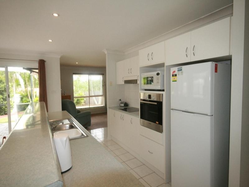 8 Islay Court, Merrimac QLD 4226