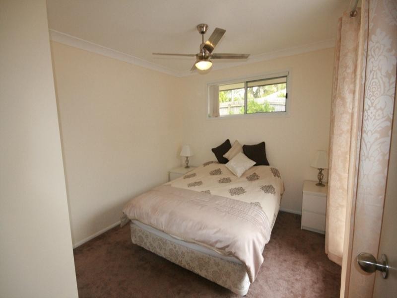 8 Islay Court, Merrimac QLD 4226