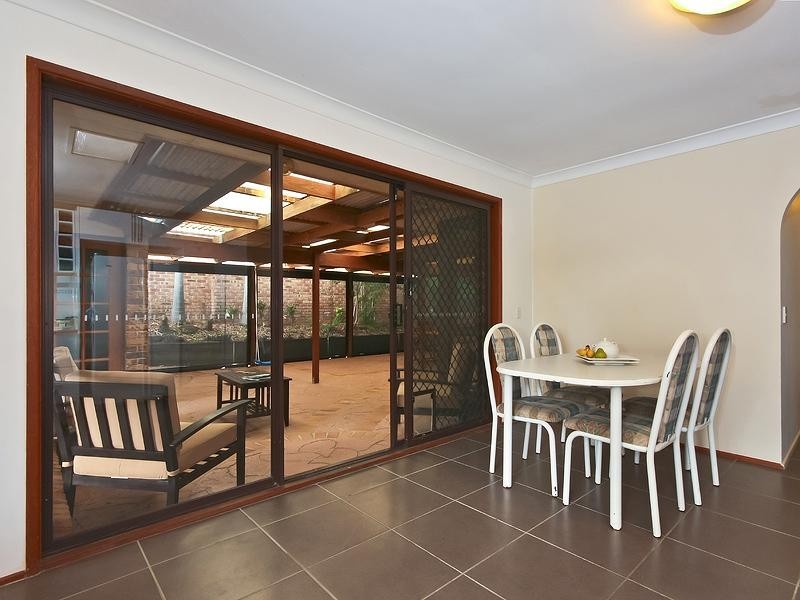 10 Highfield Drive, Merrimac QLD 4226