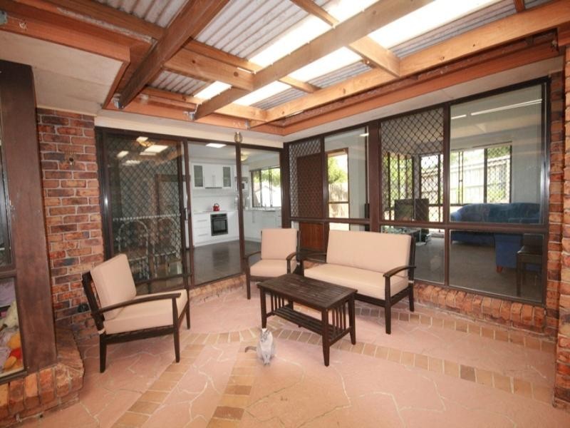 10 Highfield Drive, Merrimac QLD 4226