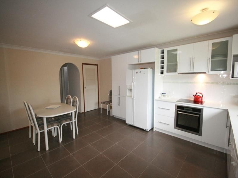 10 Highfield Drive, Merrimac QLD 4226