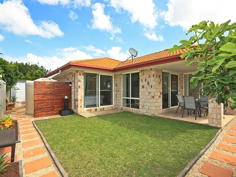 59 Yodelay Street, Varsity Lakes QLD 4227