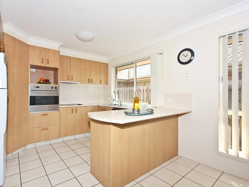 59 Yodelay Street, Varsity Lakes QLD 4227