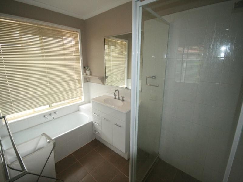 35 Petherbridge Avenue, Merrimac QLD 4226